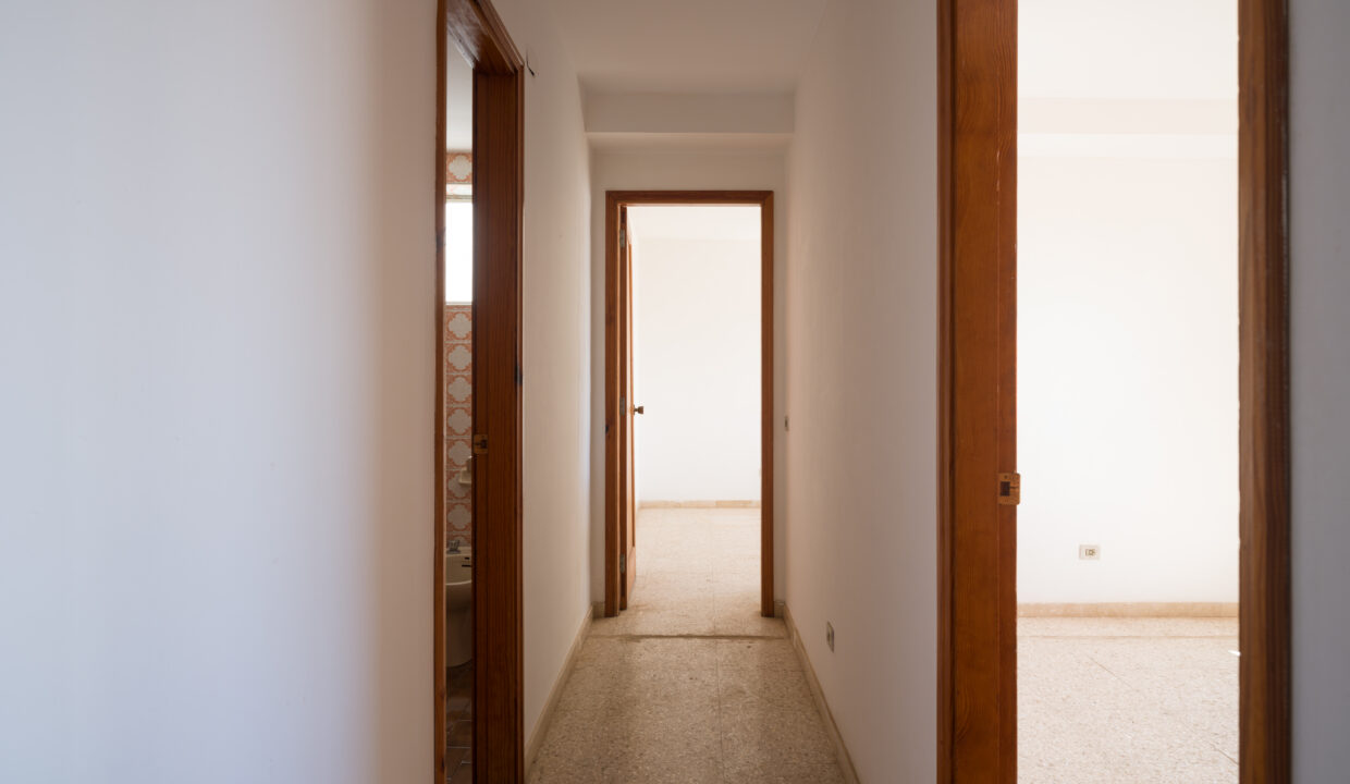B0010242